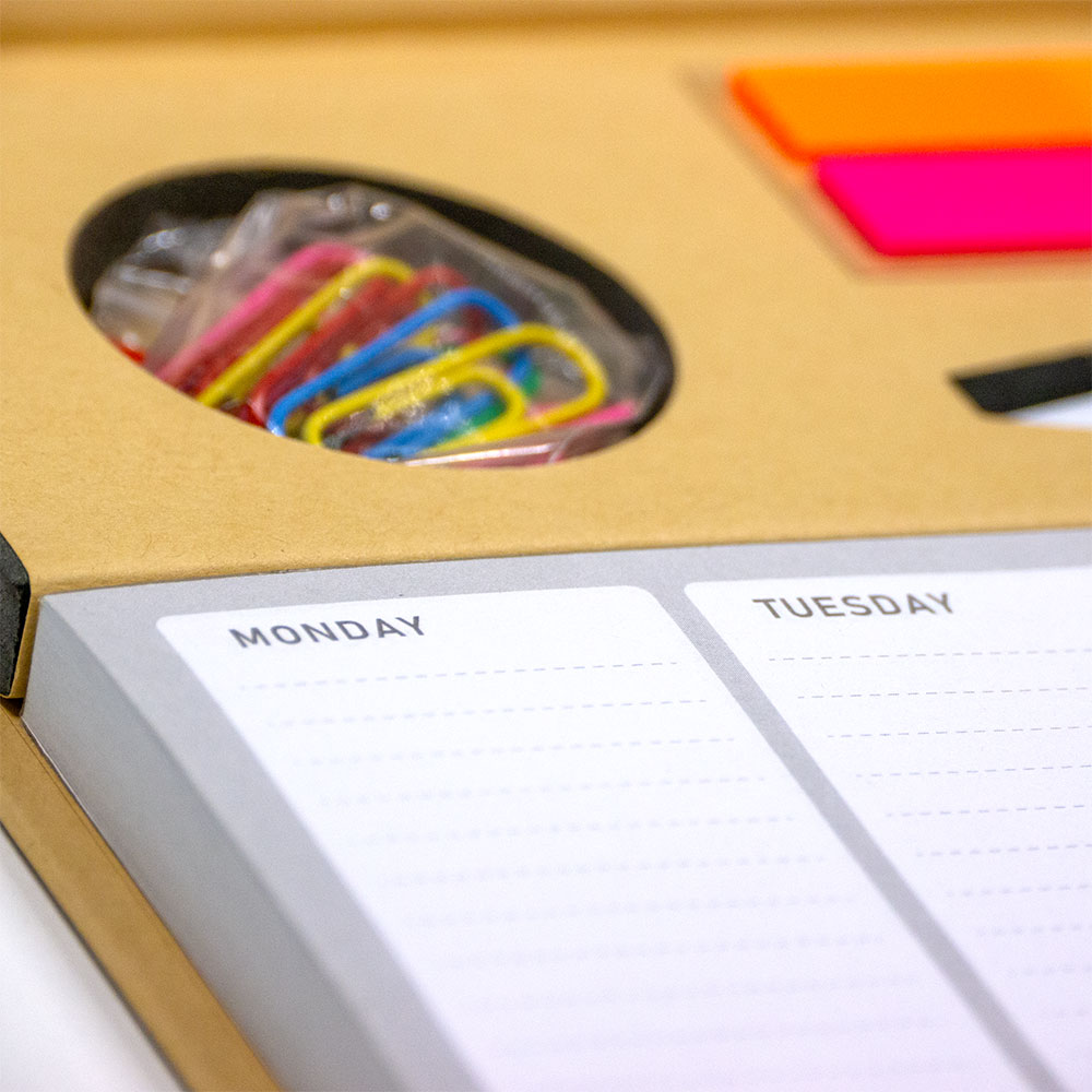Work Planner with Clips Pen and Post-it