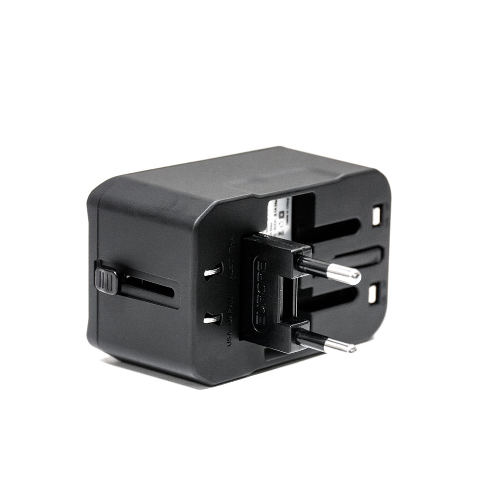 Universal Travel Adapter with Type C and USB A Ports