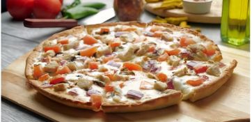 Creamy Garlic Chicken Pizza