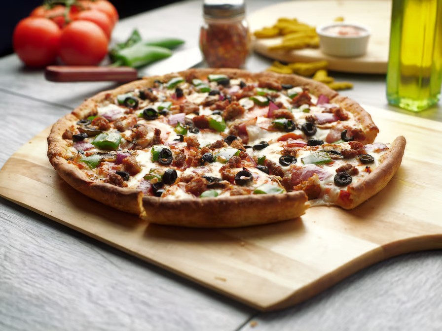 Desi Combo Pizza