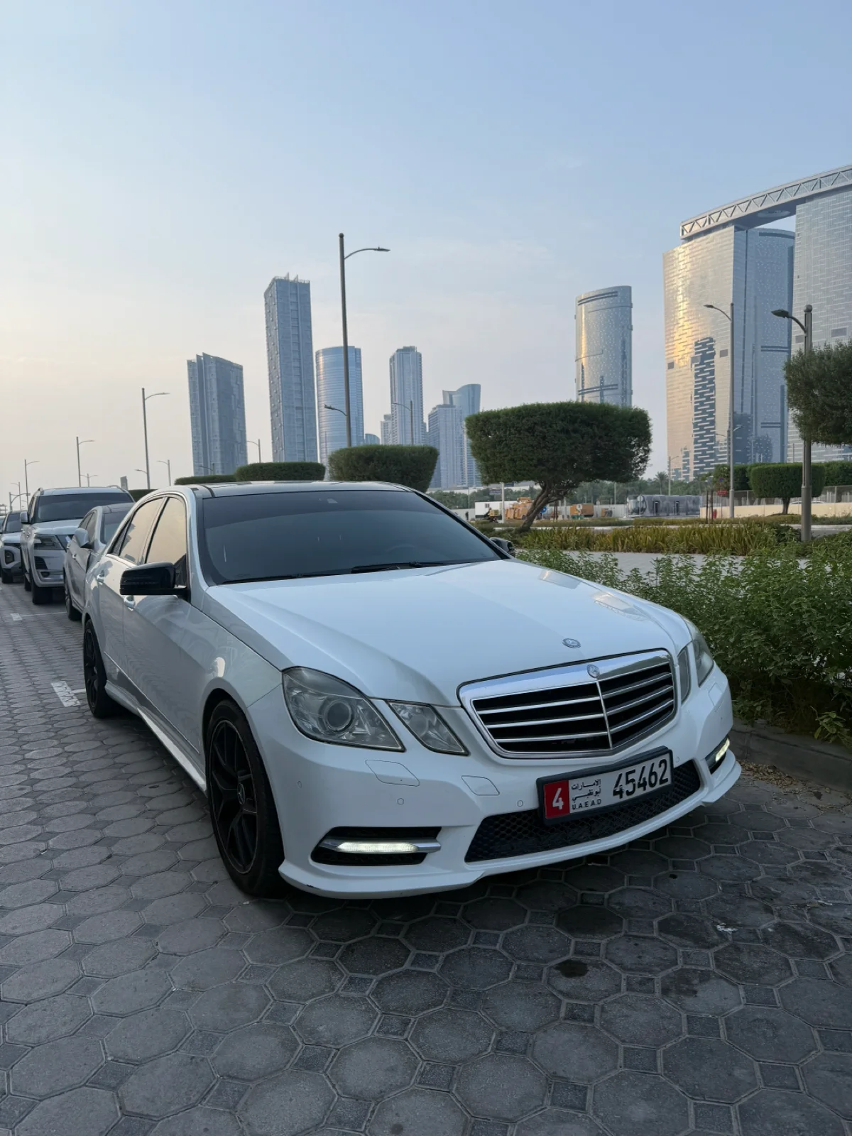 E 300