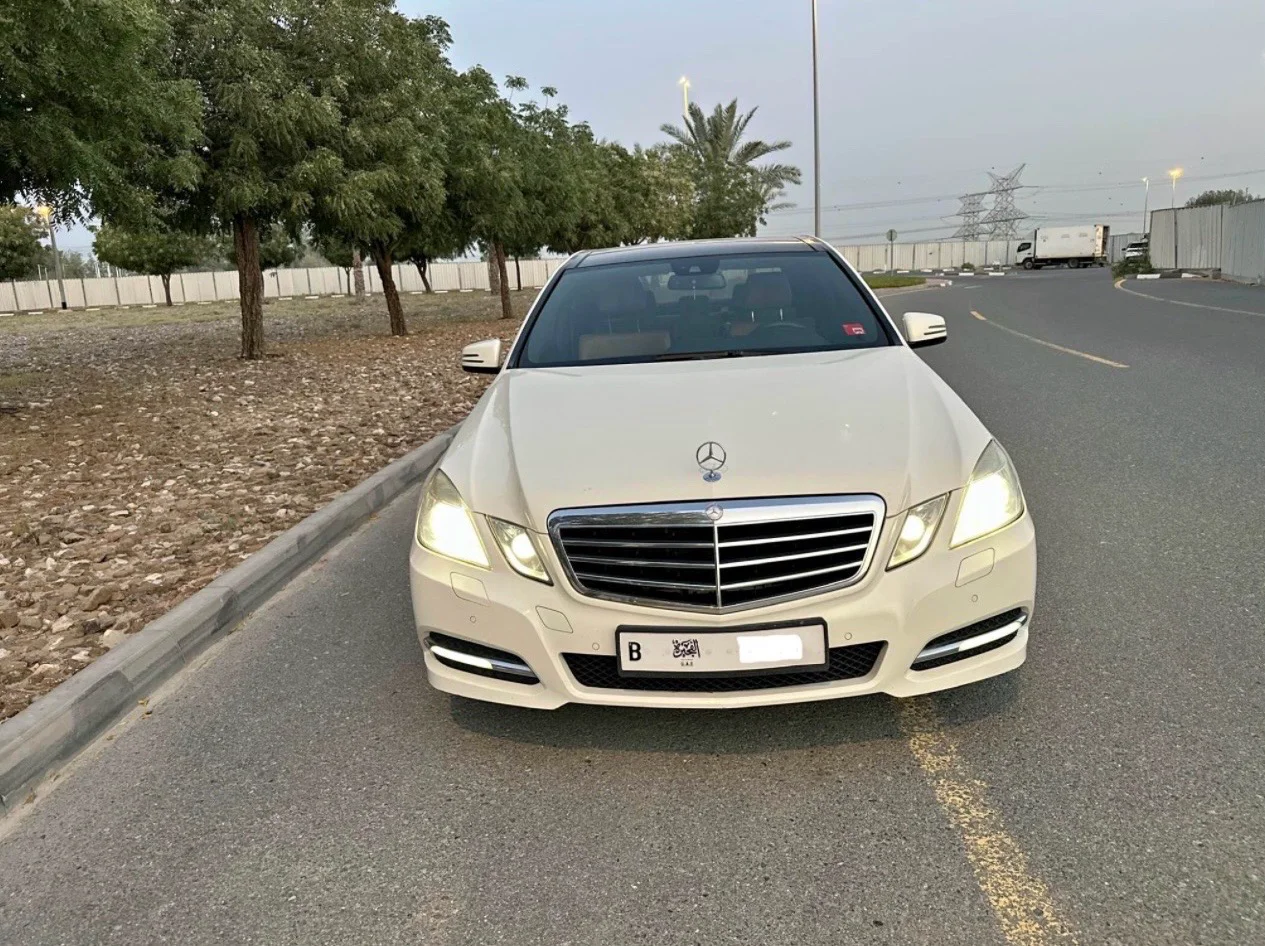 E 300