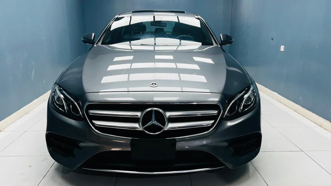E 300