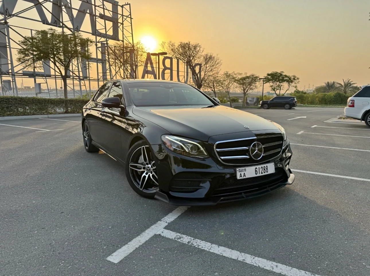 E 300