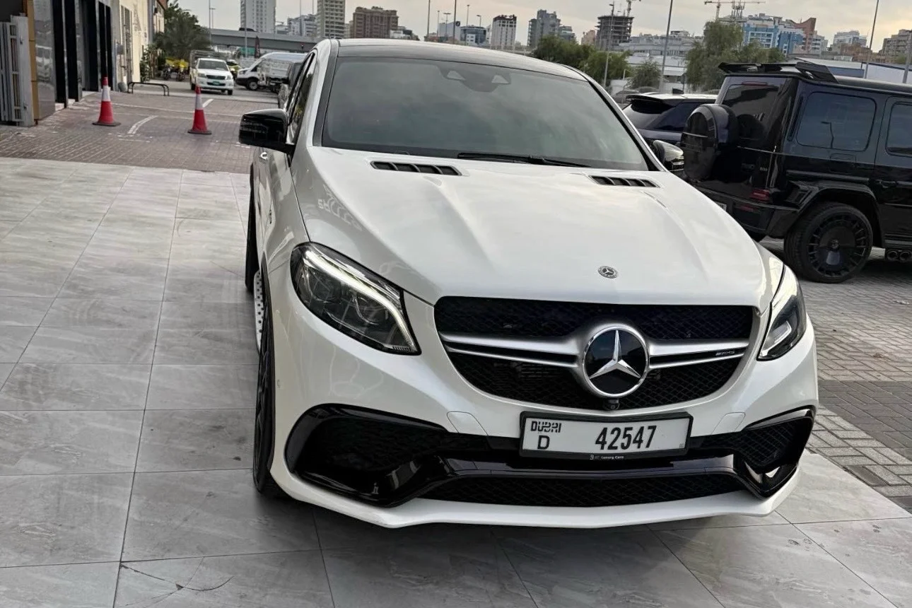 CLE AMG 63
