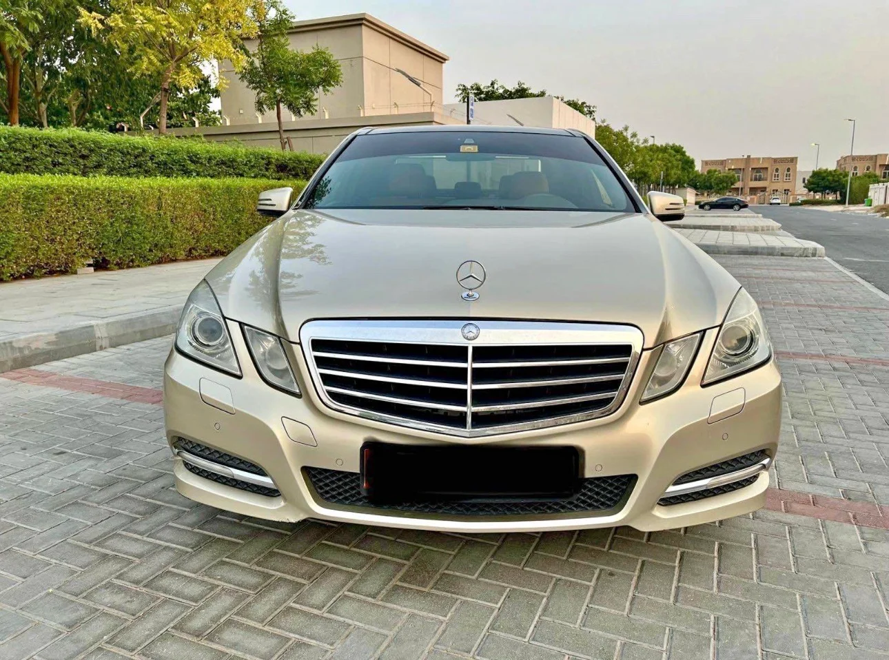 E 300