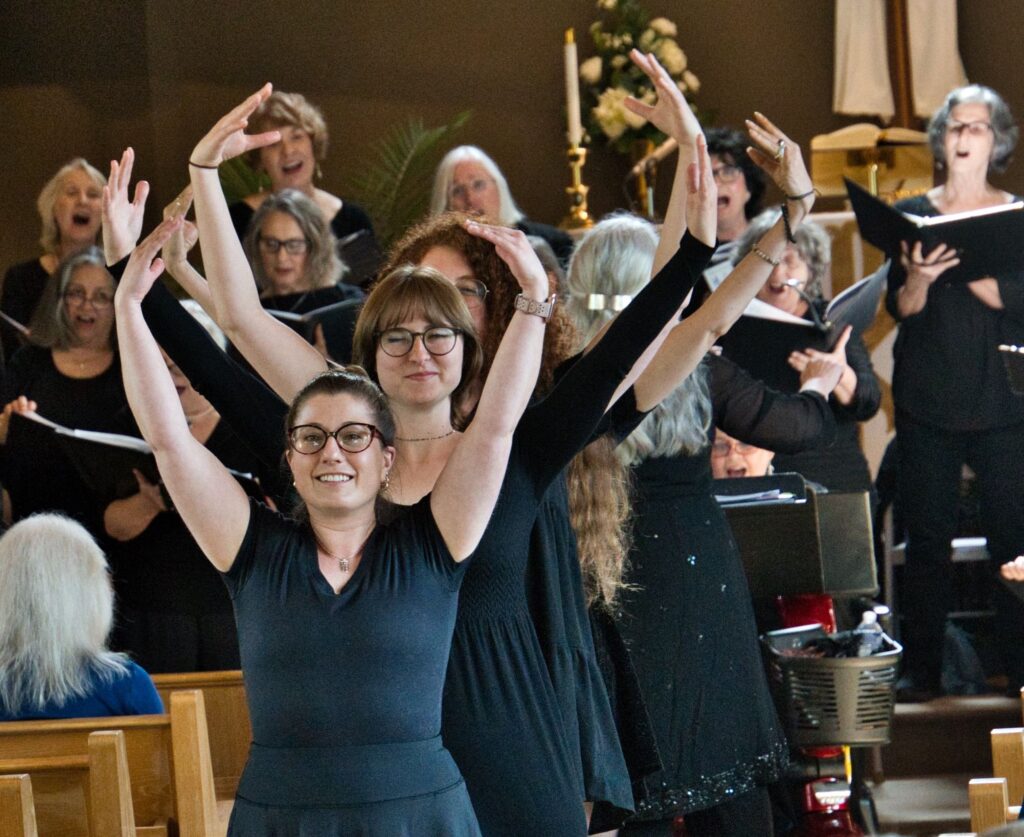 Photo 6 from Meridian Women's Chorus's Concert: A World of Gratitude, 2025-04-27.