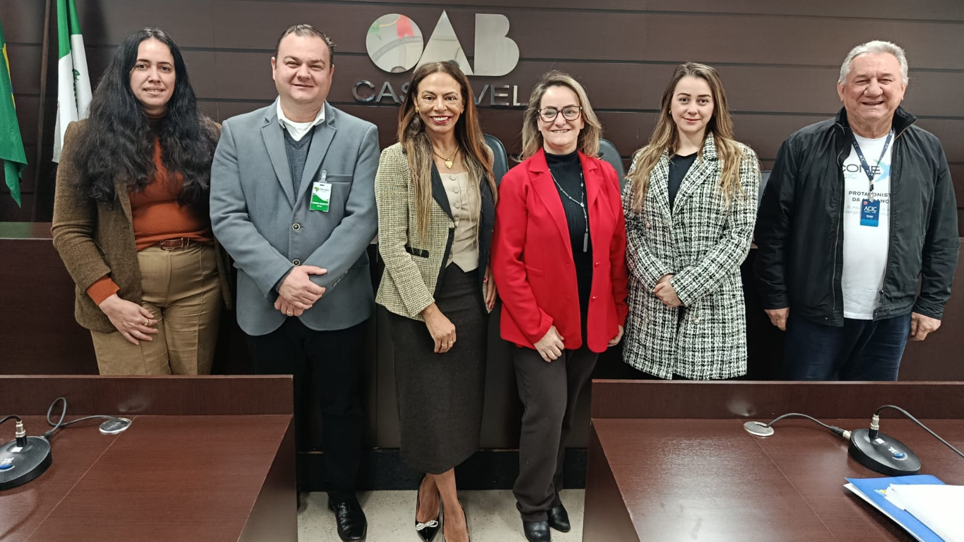 REALIZADA NA OAB CASCAVEL REUNIÃO REFERENTE À REGIONALIZAÇÃO DAS LICITAÇÕES PÚBLICAS DO PARANÁ