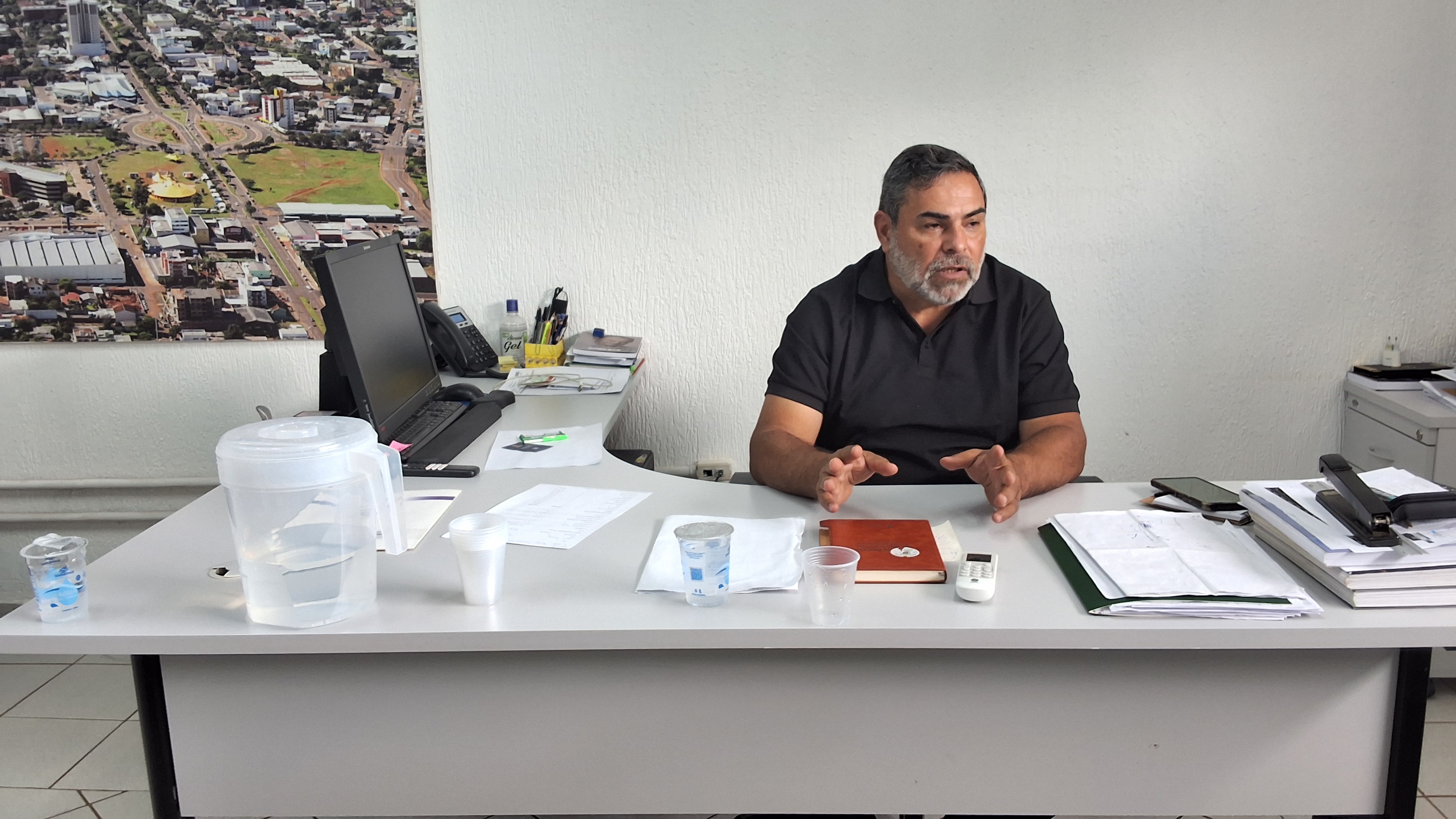 DIRETORIA DO OSC SE REÚNE COM ENGENHEIRO DA SECRETARIA DE OBRAS - Imagem 3