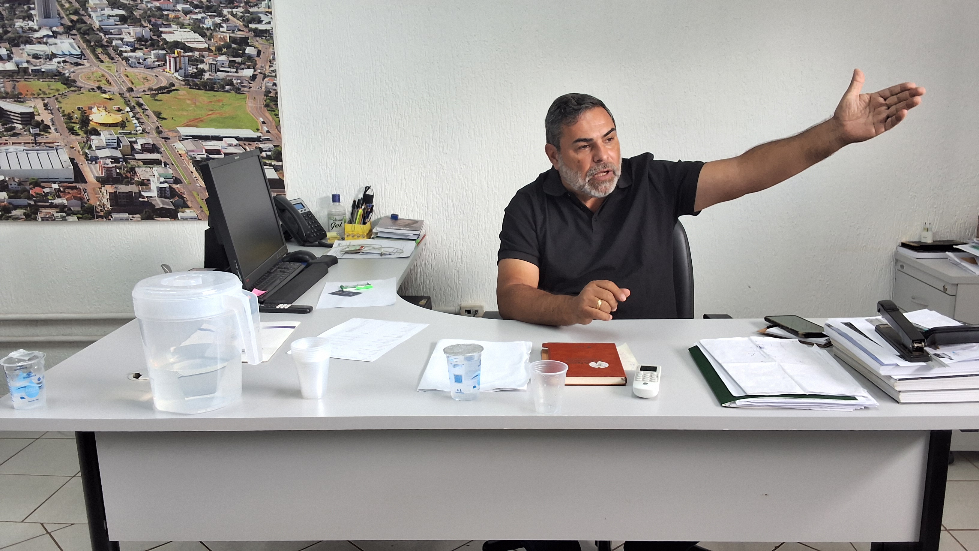 DIRETORIA DO OSC SE REÚNE COM ENGENHEIRO DA SECRETARIA DE OBRAS - Imagem 4