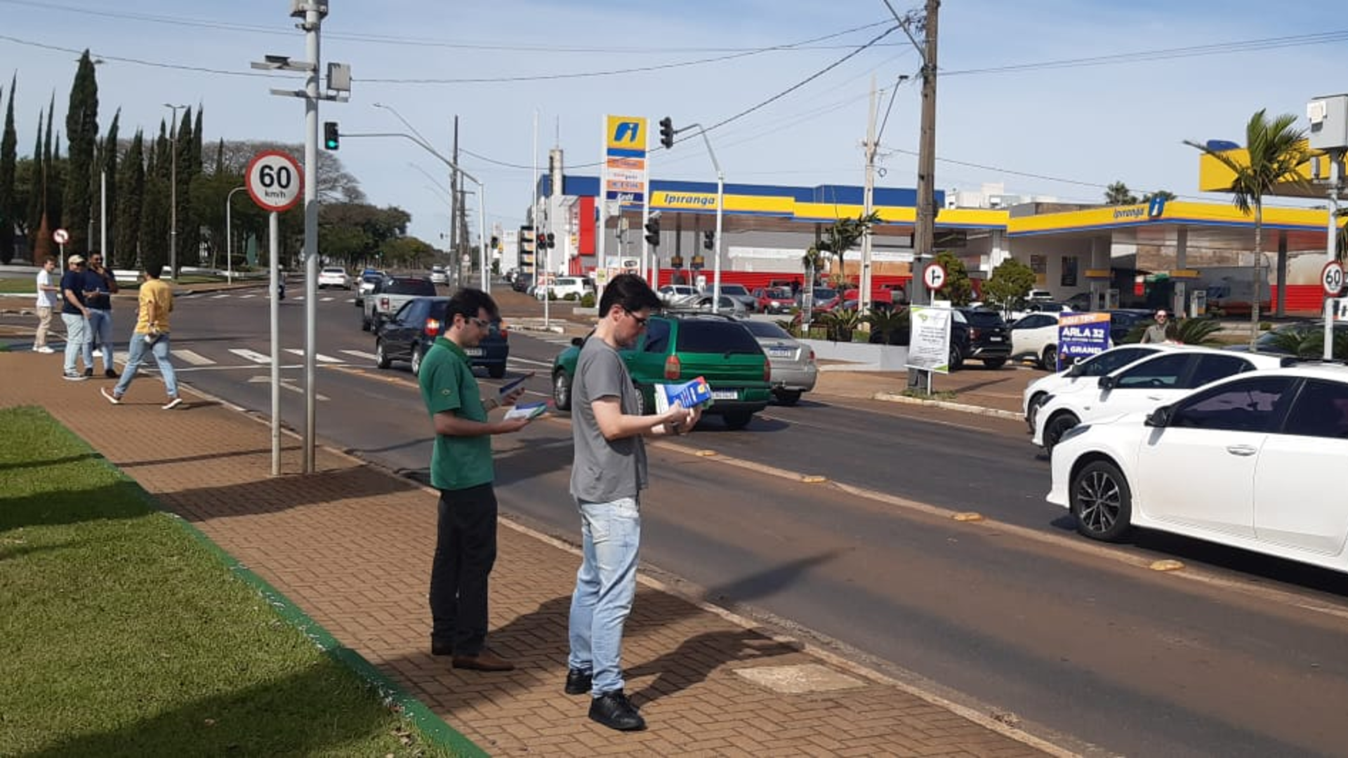 OSC PRESENTE NA BLITZ DO FEIRÃO DO IMPOSTO DA ACIC JOVEM - Imagem 2