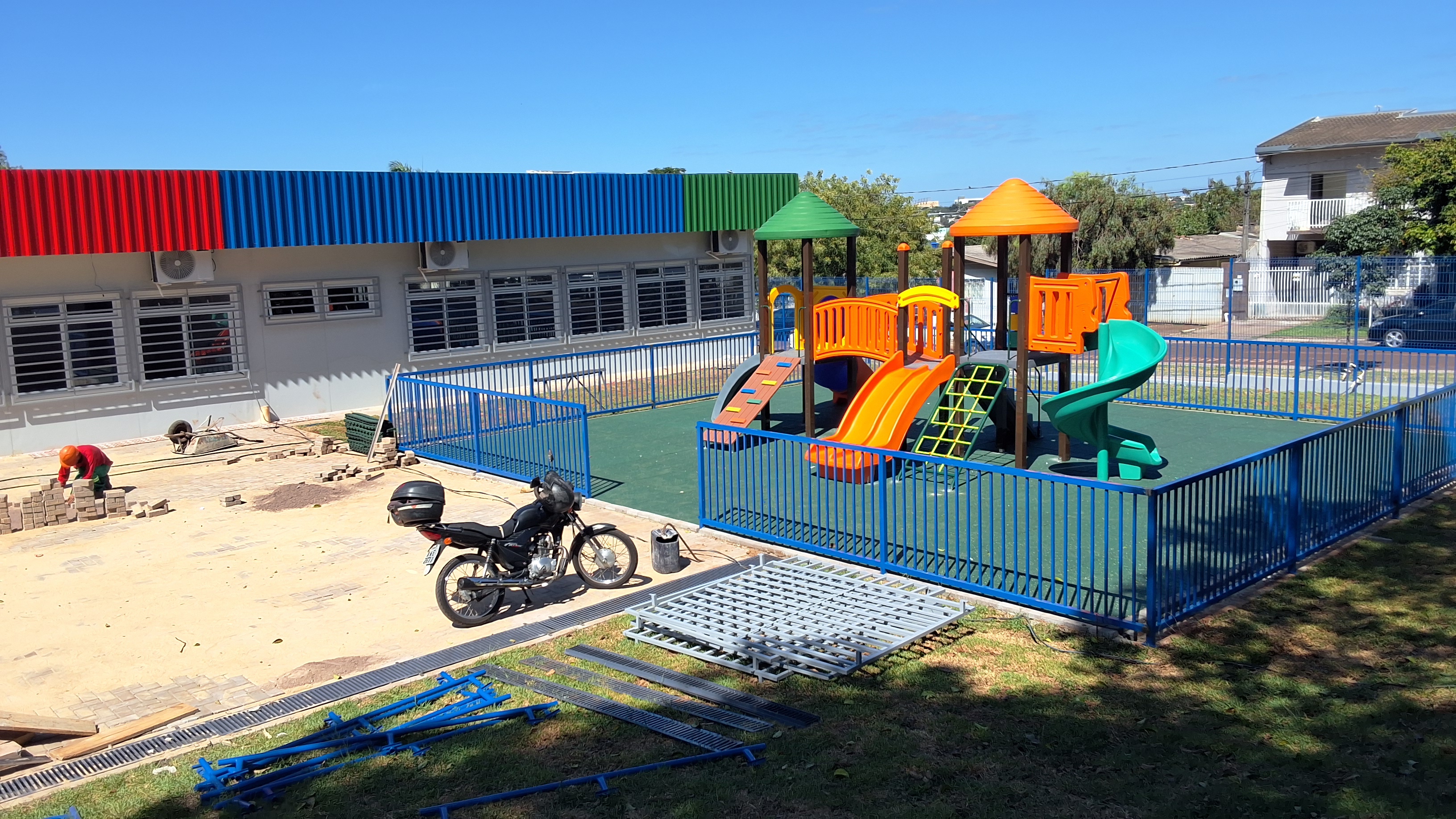 EM NOVA VISITA À ESCOLA JOSÉ BALDO, OBSERVATÓRIO SOCIAL VERIFICA FASE FINAL DA OBRA - Imagem 2