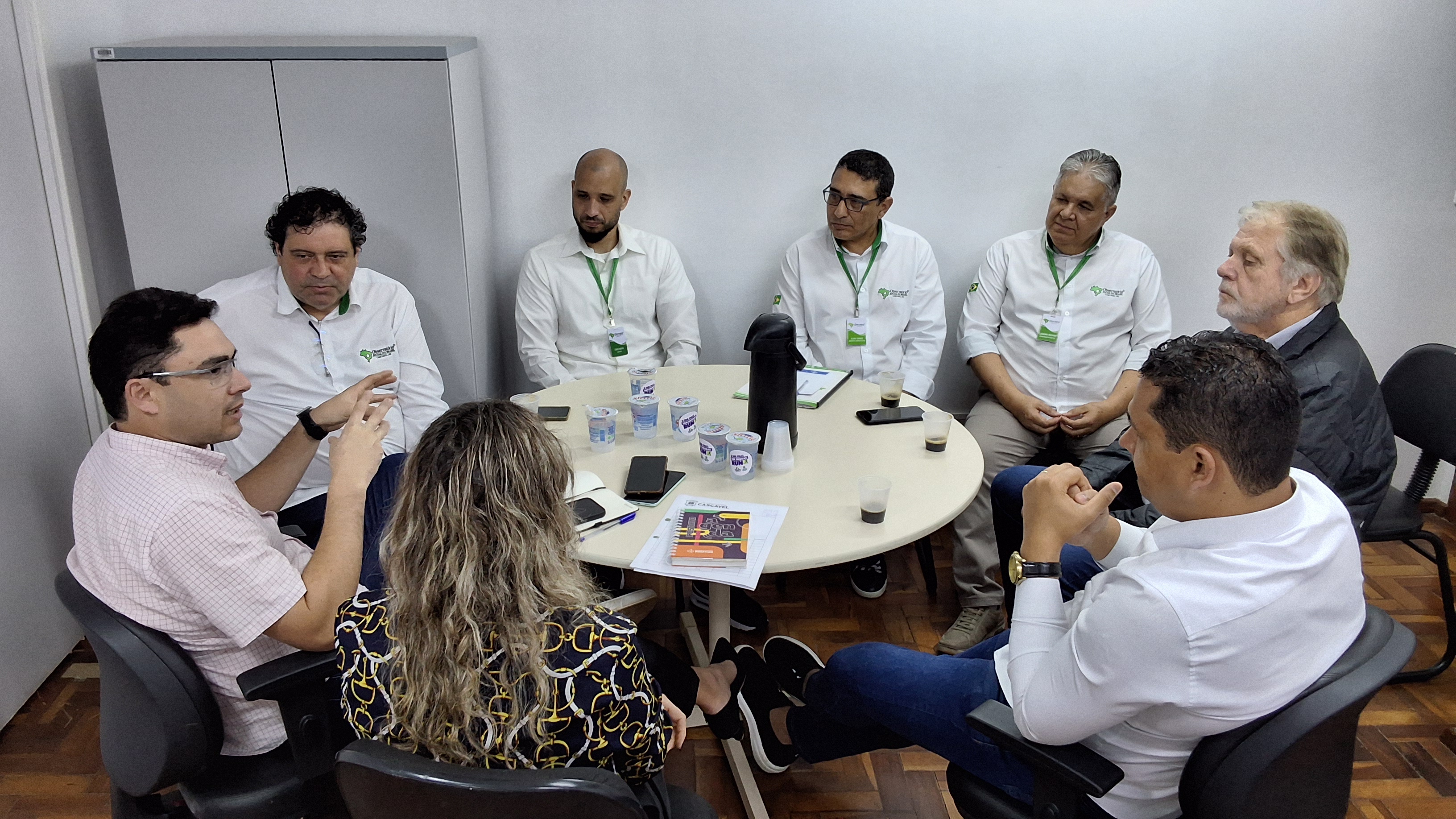 OSB CASCAVEL SE REÚNE COM SECRETARIA MUNICIPAL DE POLÍTICAS SOBRE DROGAS