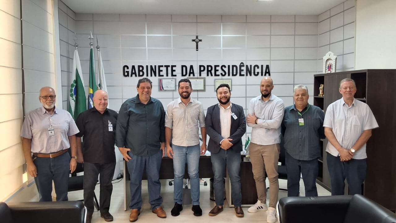 PRESIDENTE DA CÂMARA DE VEREADORES DE CASCAVEL RECEBE DIRETORIA DO OBSERVATÓRIO SOCIAL