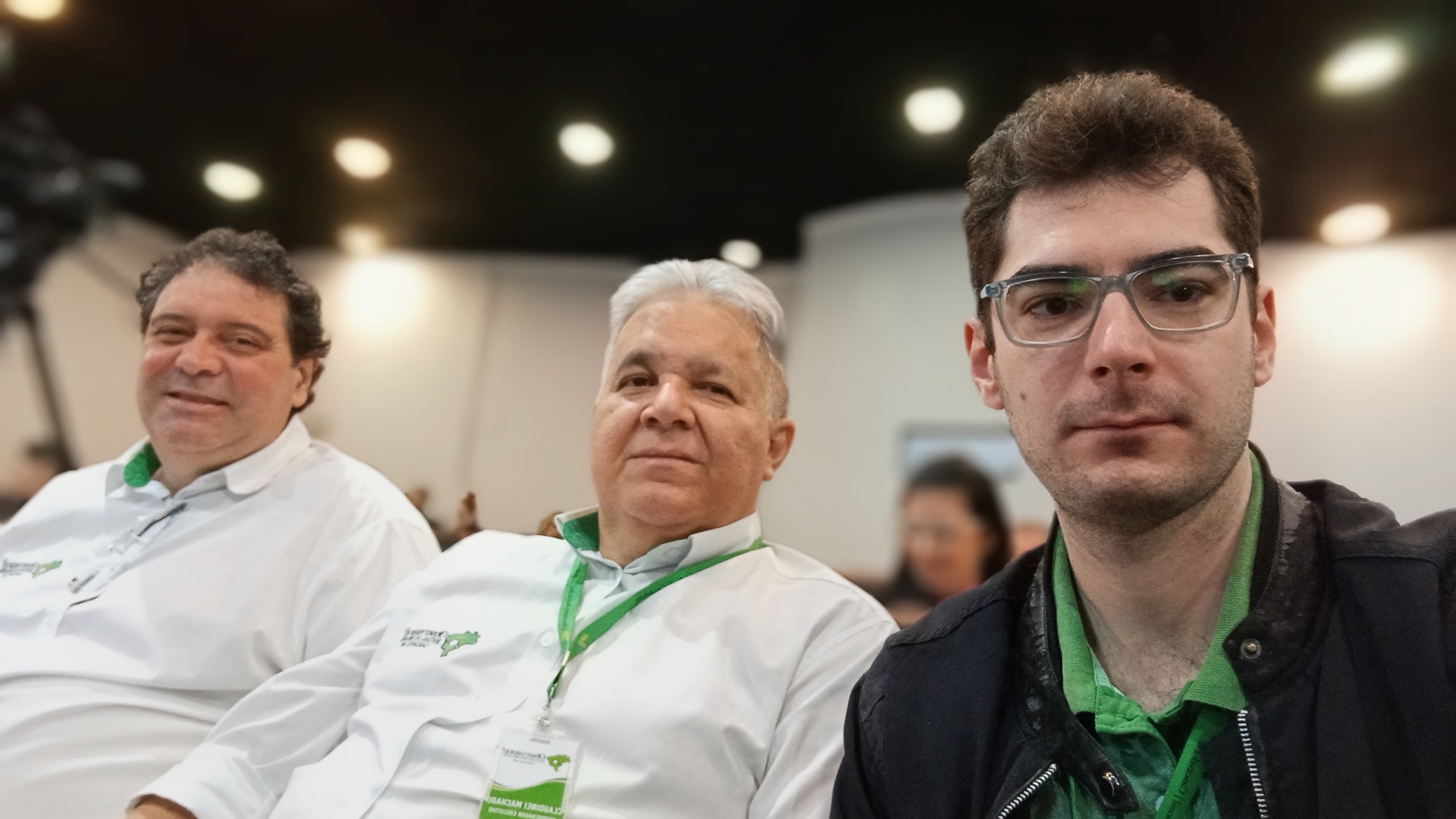 ASSINATURA DO DECRETO DA “LAI” REÚNE SERVIDORES E COMUNIDADE NO PAÇO MUNICIPAL - Imagem 4