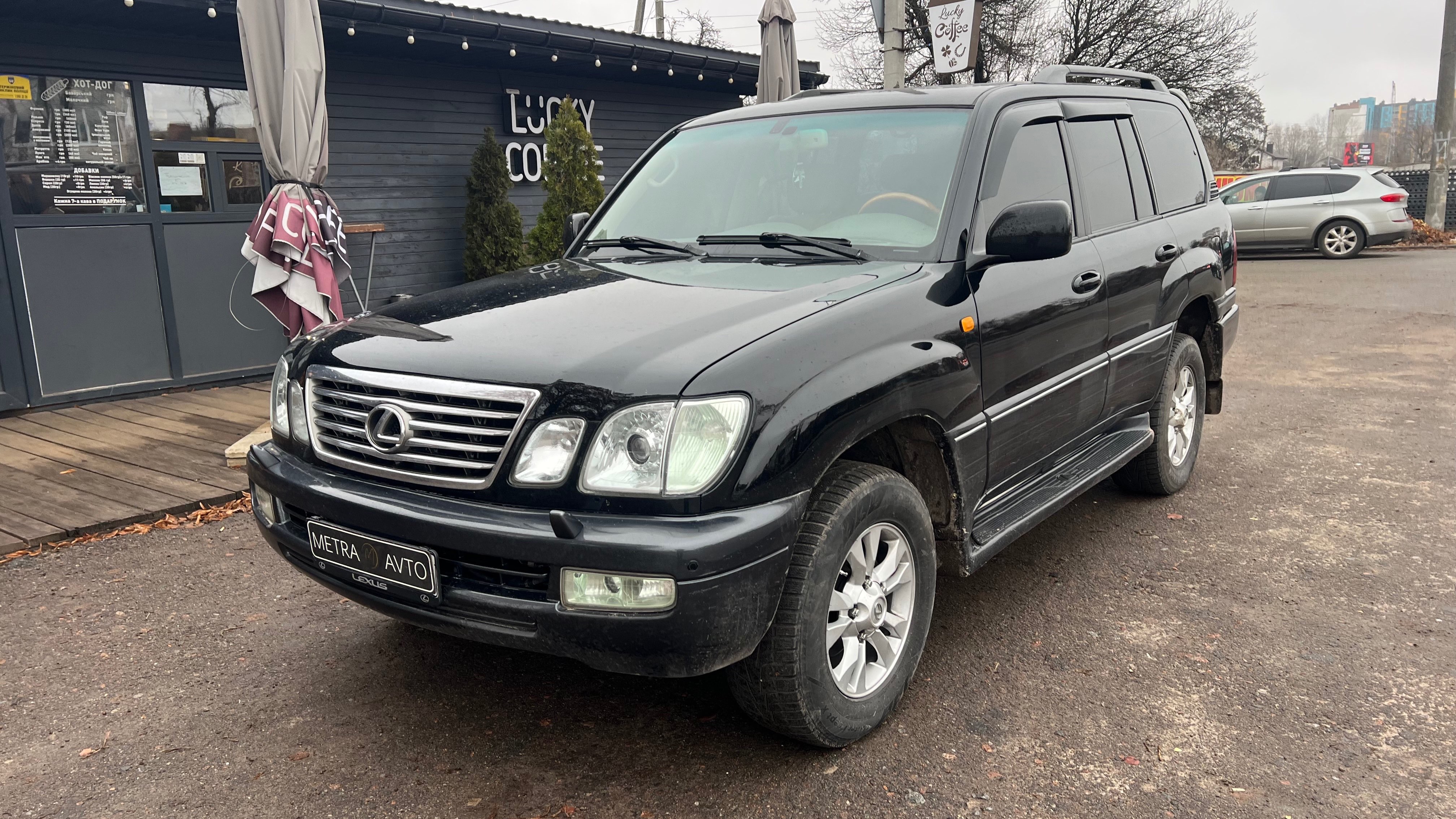 Lexus LX
