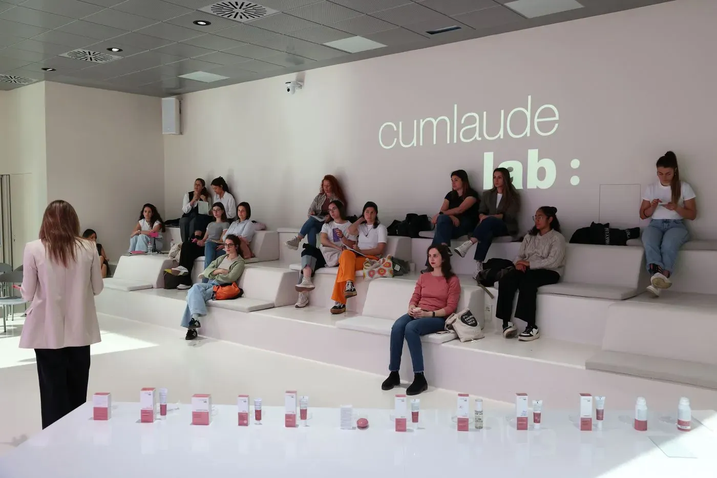 Taller de Texturas aplicadas a la Fisioterapia de Suelo Pélvico: una jornada práctica e inspiradora