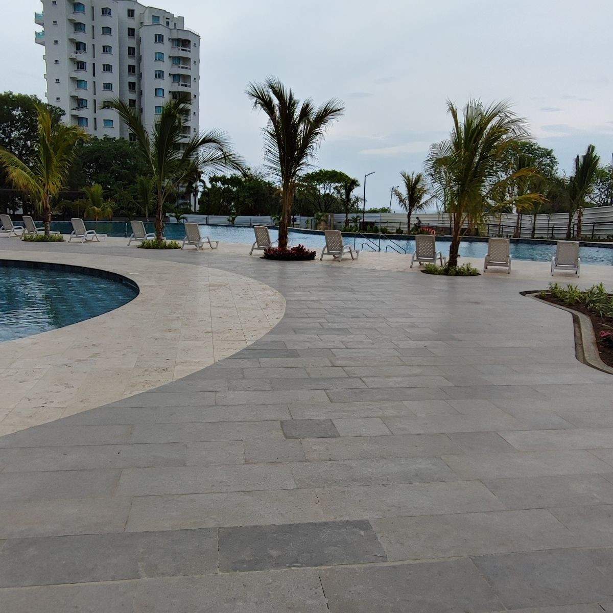 Piso Piscina Mármol Terra