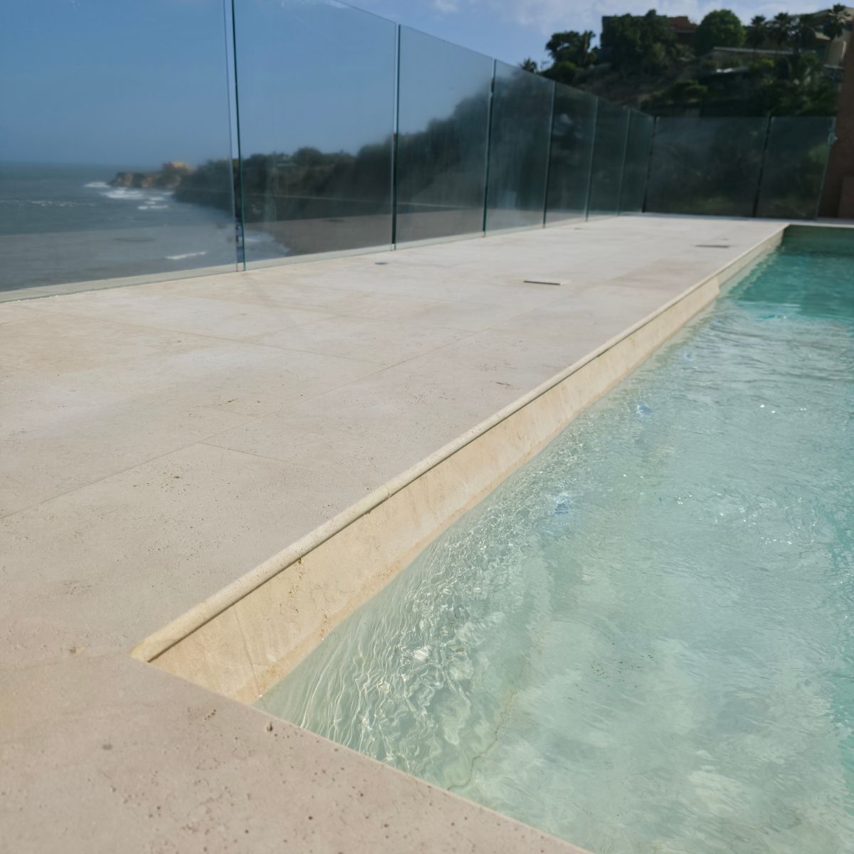 Rompeola Mármol Arenado