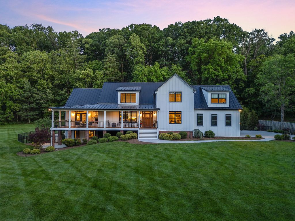 200-5820 Lakemont Dr-MFW Media