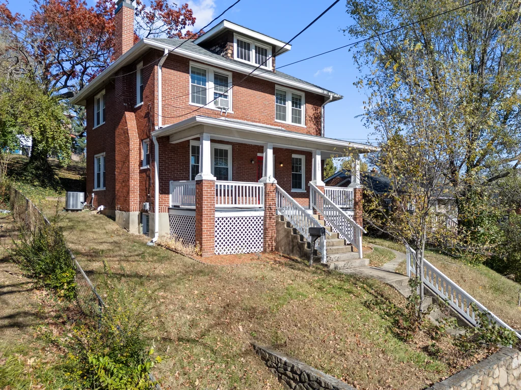 02-1005 Howbert Ave SW-MFW Media