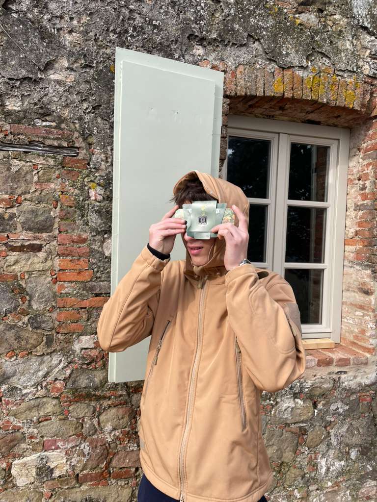 post_media%2FA1bYOTJG0mPsaBXeOyI01BinmtX2%2Fnopid%2Freocwhg4a9_WhatsApp%20Image%202025-12-25%20at%2010.04.08.jpeg?alt=media&token=4692132a-ca2e-48d9-845c-13c3a6b333ea