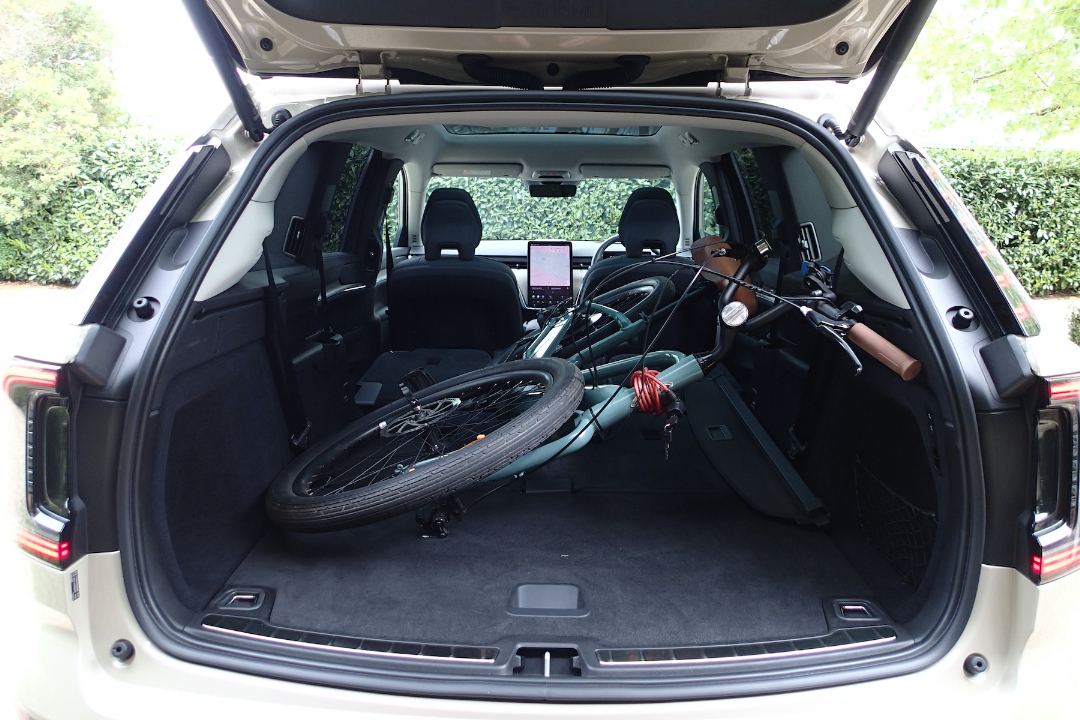 The EX90 easily transports a full size mountain bike.
