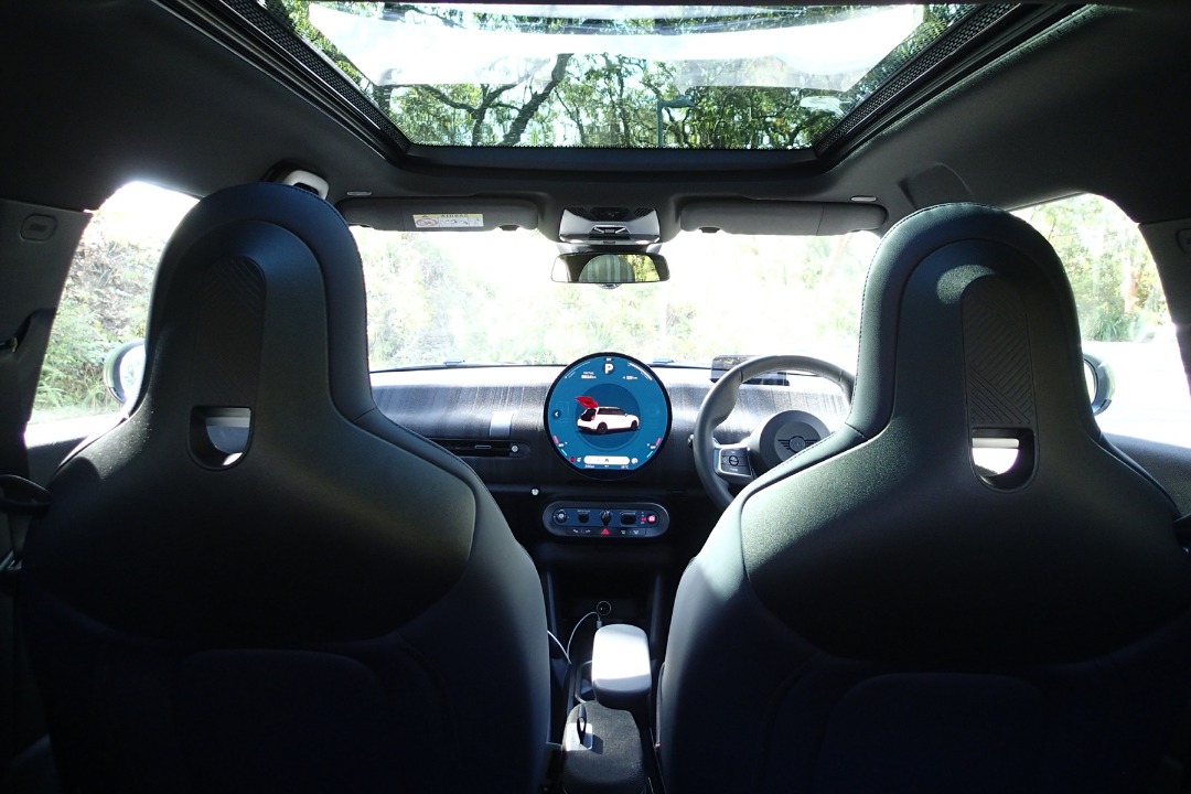 MINI Cooper Paul Smith Edition EV