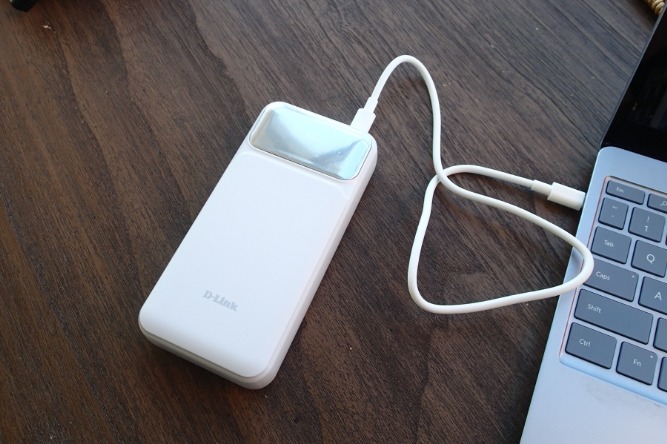 D-Link DPP-201 Power Bank Review: Your Laptop's 65W Best Friend