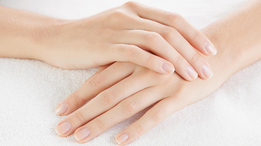 how-daily-habits-affect-nail-health
