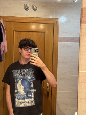 luis's profile photo - Travel enthusiast who has visited 18 countries