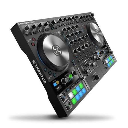 Native-instruments TRAKTOR KONTROL S4 MK3 DJ კონტროლერი