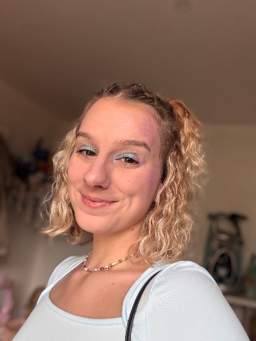 Laura, pet sitter à Hindisheim