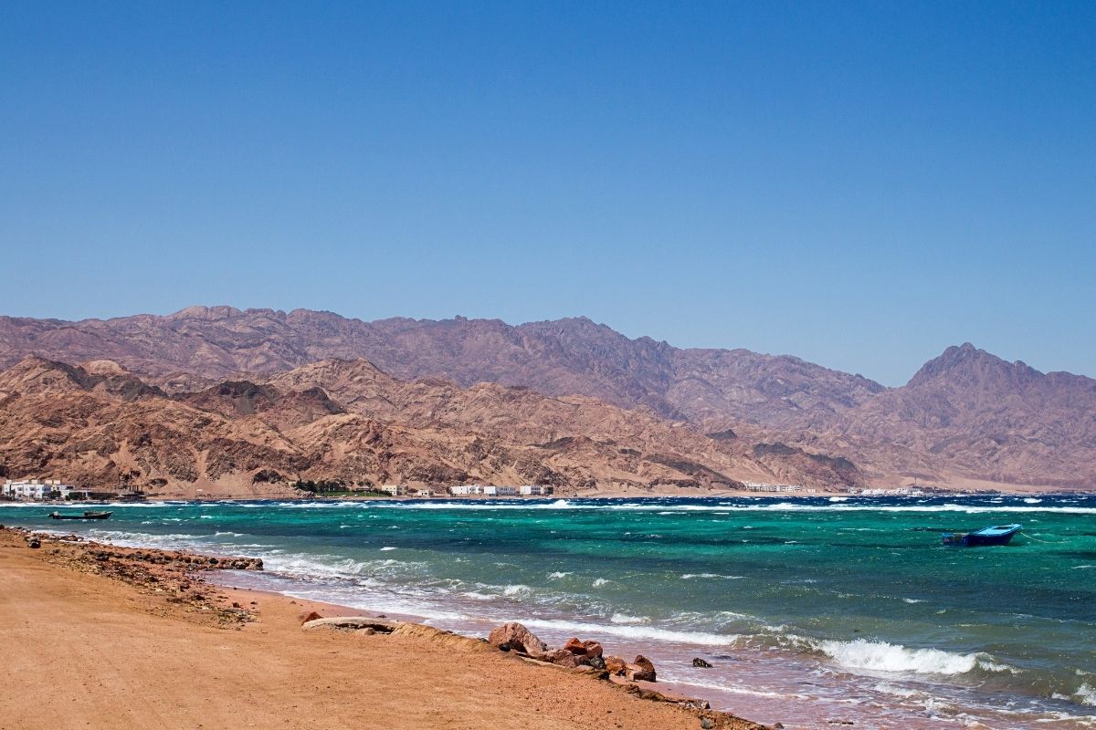 Dahab Grounding