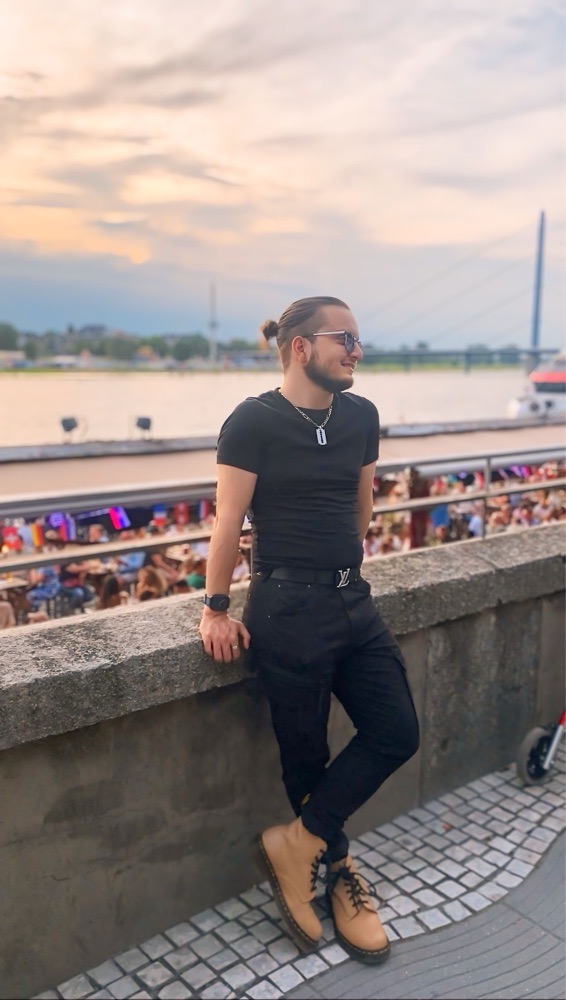 hornymacaroni avatar