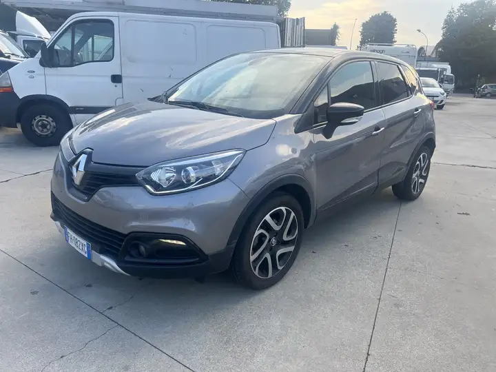 Immagine di Renault Captur  1.5 dci Hypnotic (magnetik) 90cv edc - 2017