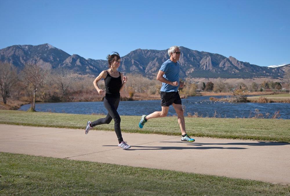 A coupl running with Xero Shoes HFS | Barefoot Shoe