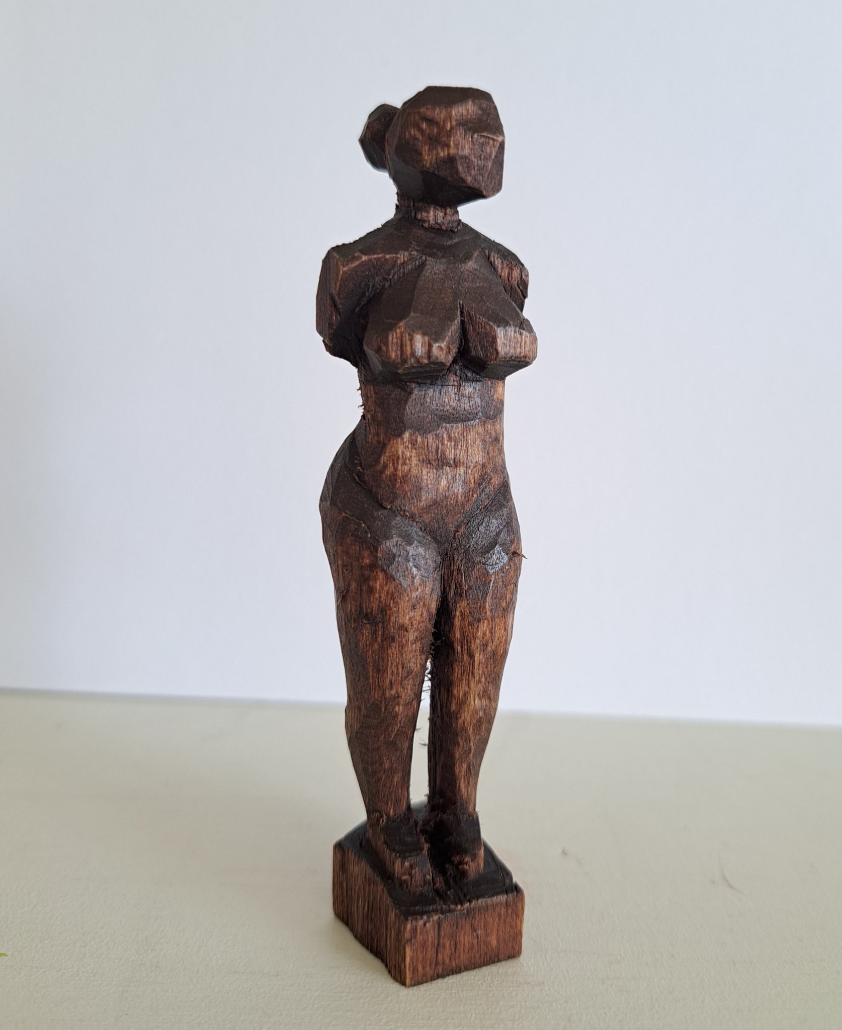 Lady Minnaar Sculpture