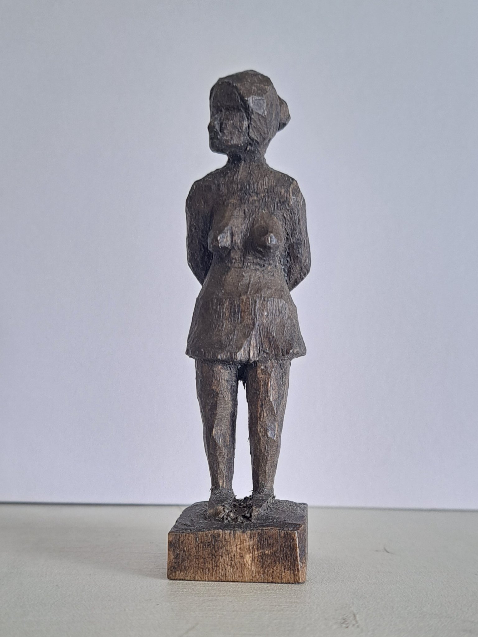 Lady Minnaar Sculpture by Steven Minnaar