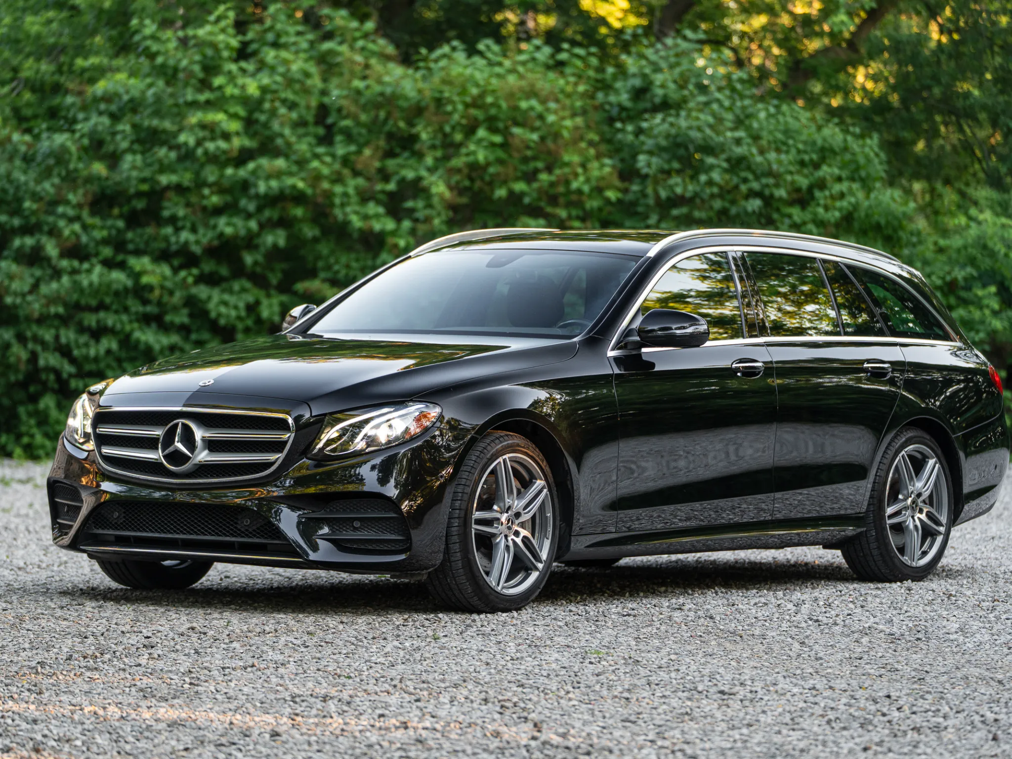 Featured Listing Image