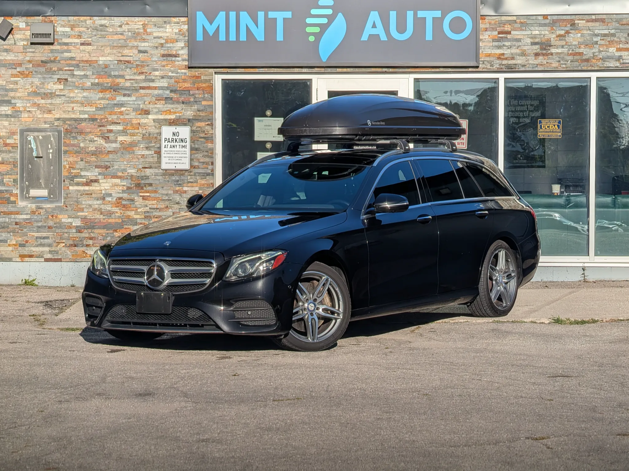 Featured Listing Image