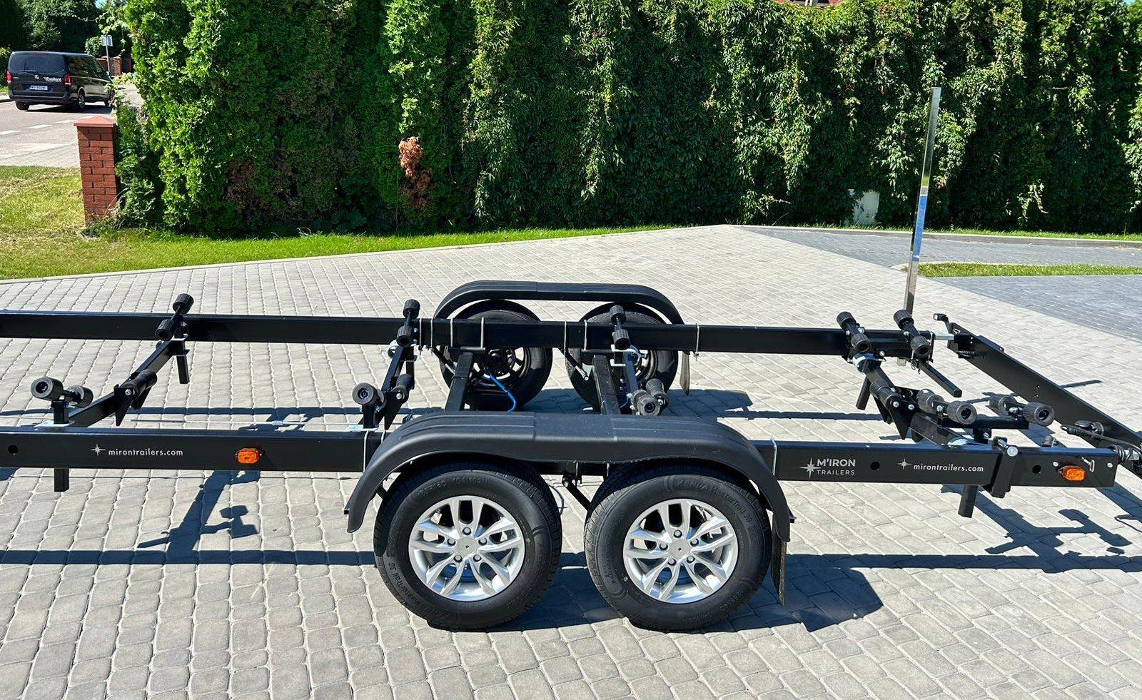 Przyczepa podłodziowa MT352 PREMIUM