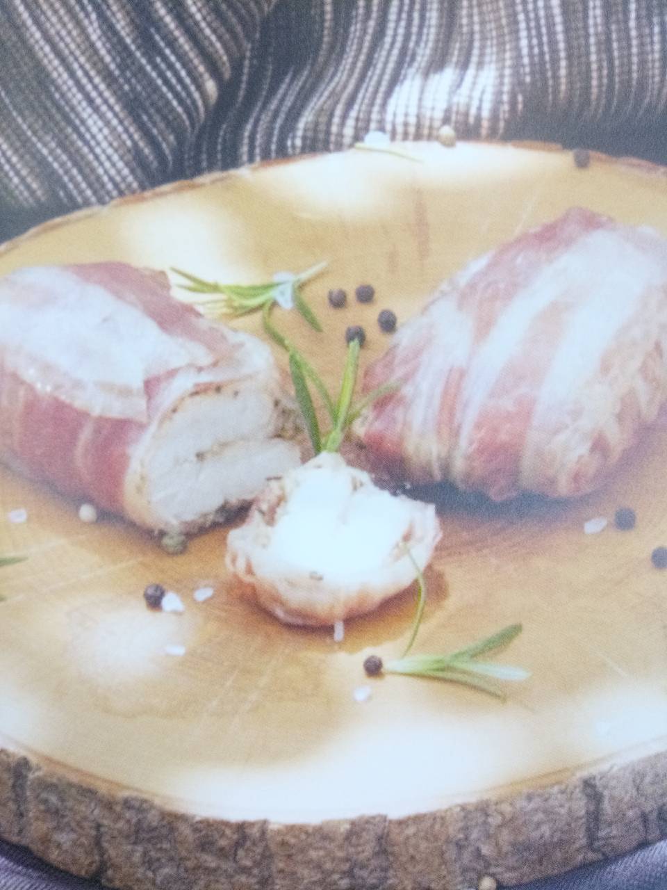 Schweinerückensteaks mariniert im Speckmantel