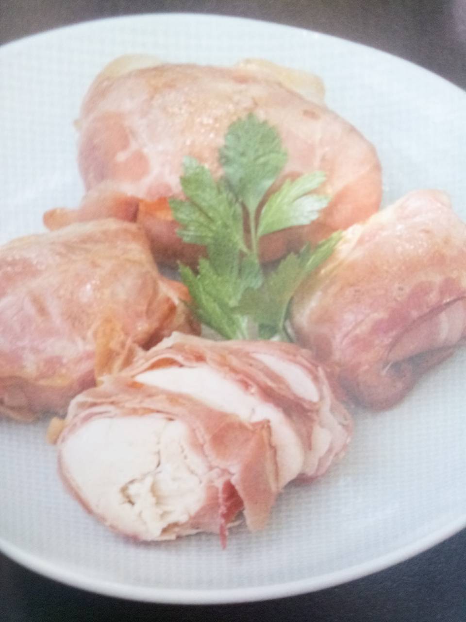 Hähnchenbrust im Schinkenkleid