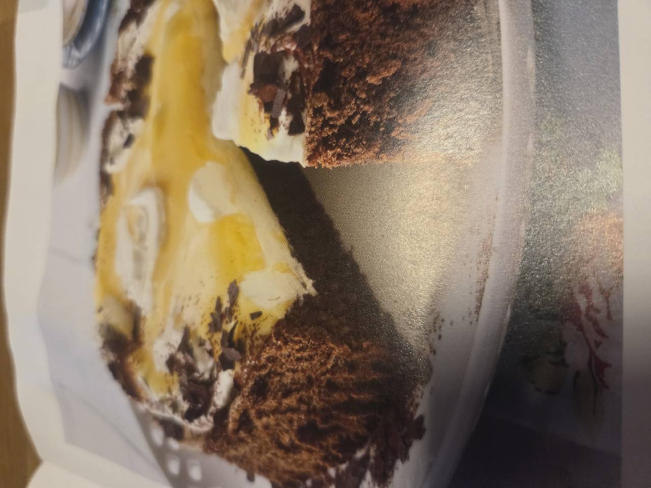 Eierlikör-Sahnetorte