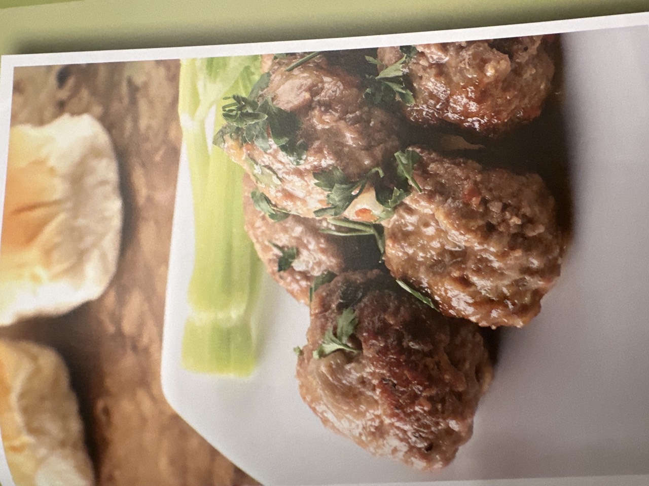 Hackbällchen Gyros-Art mit Zaziki