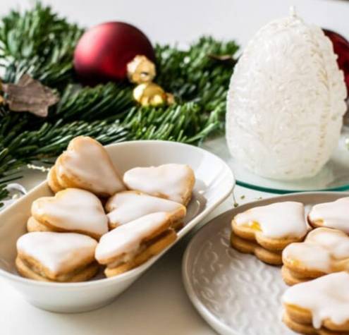 Mürbeteig Kekse mit Marzipan und Walnüssen