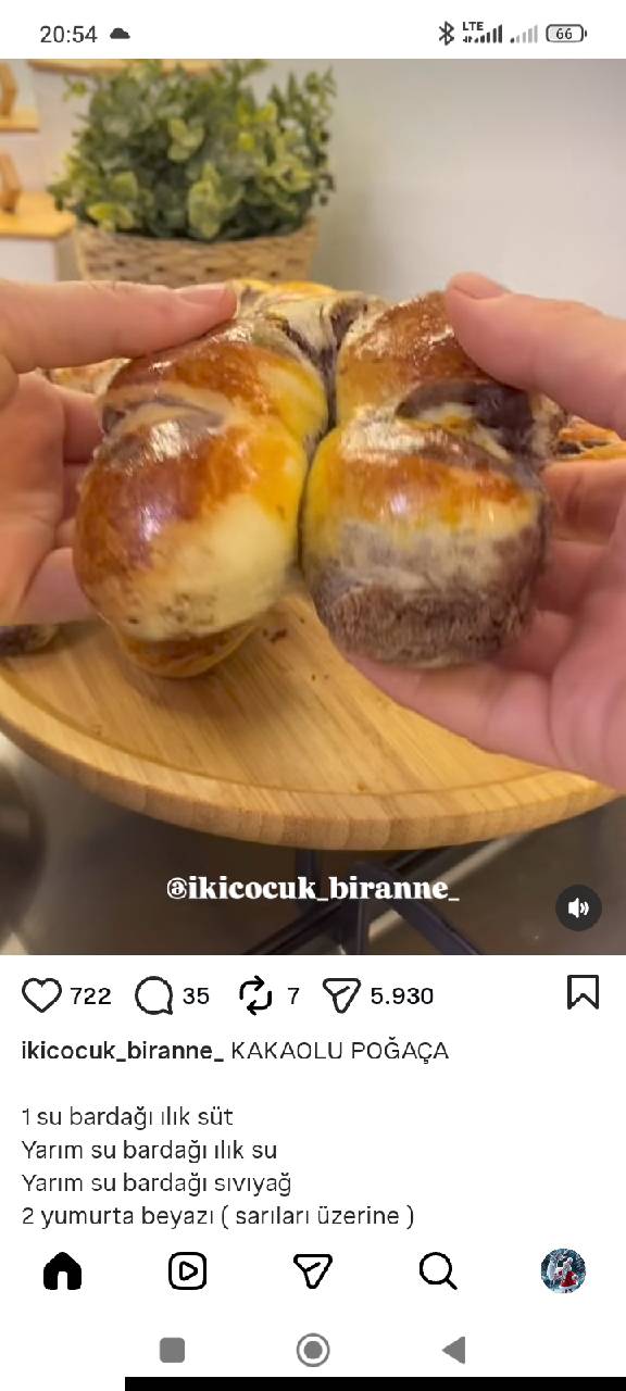 Gefüllte Schoko-Hefeteilchen