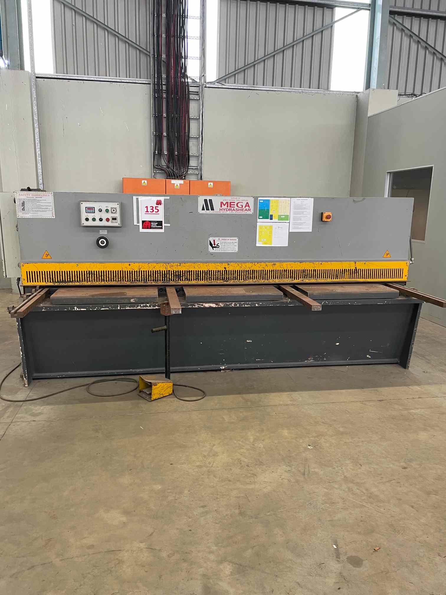 MEGA HYDRASHEAR GELOTINE SHEARING MACHINE MODEL - Q016X3200 SN: J2009-020