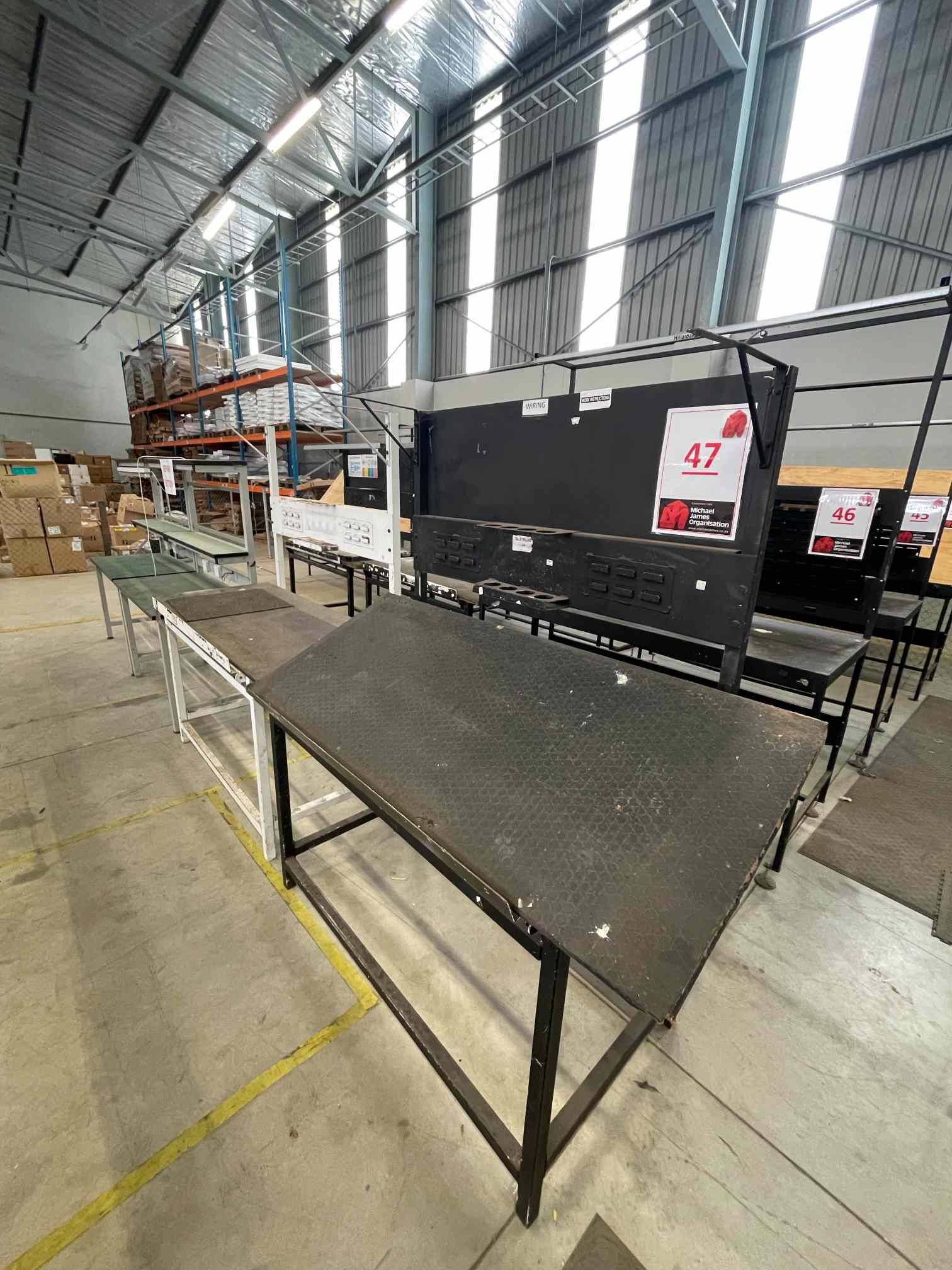 1 X BLACK STEEL WORK STATION, 1 X WHITE STEEL WORK STATION, 2 X STEEL REPAIR STATIONS
